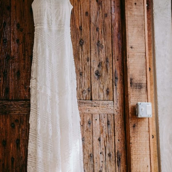 Which Gowns Respond to Wedding Dress Cleaning and Restoration?